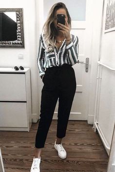 Casual Work Attire, Summer Trends Outfits, Summer Work Outfits, Workwear Fashion, Teenager Outfits, Casual Work Outfits, Mode Inspo, Work Outfits Women, Casual Work