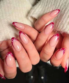 Pink Almond Christmas Nails, Red And Pink French Tip Nails, Kutek Disney, Christmas Gel, Burgundy Nails, Cute Gel Nails