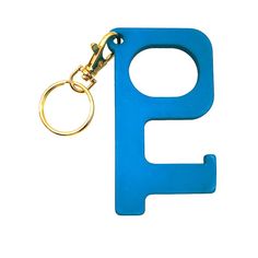 a blue key chain with the letter p on it