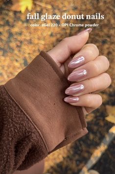 Chrome Mauve Nails, Mauve Nails With Chrome, Chrome Fall Nails 2023, Mauve Chrome Nails, Autumn Chrome Nails, Chrome Glitter Nails, Fall Chrome Nail Colors, Fall Chrome Nails, Chrome Summer Nails