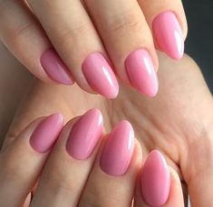 Rounded Tip Nails Acrylic, Link Pink Nails, Summer Nails For Medium Skin Tone, Pale Pink Shellac Nails, Nail Ideas 1 Color, Pink Classic Nails, Soft Pink Glazed Nails, Solid Color Pink Nails, Millennial Pink Nails