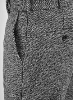 Crafted from Pure 100% Premium Authentic Harris Tweed Wool, elevate your formal demeanour with our Tweed Pants. 
 
 Harris Tweed is one of the rarest and most loved fabrics in the world. This versatile garment will instantly put together any look. 
 All Harris Tweed is made from 100% virgin wool that is dyed and spun in the Western Isles of Scotland. The finished yarn is then delivered to the homes of crofters throughout the Outer Hebrides where, in a tradition that is centuries old, it is woven Masculine Elegance, Men Pants Pattern, Mens Casual Pants, Grey Tweed Suit, Herringbone Tweed Jacket, Green Velvet Jacket, White Linen Suit, Peaky Blinders Suit, Tweed Men