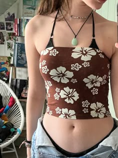 Obx Inspired Outfit, Estilo Hippy, Brown Fits, Cute Swimsuits, Summer Fashion Outfits, Dream Clothes, Tube Top, Beach Outfit, Hibiscus