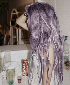 Pastel Lavender Hair, Red Scene Hair, Hair Color Crazy, Lilac Hair, Pastel Grunge, Hair Color Pastel, Lavender Hair, Long Gray Hair, Hair Styles 2017