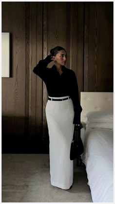 White Maxi Skirt Outfit, Corporate Baddie, Fest Outfits, Modesty Outfits, White Maxi Skirts, Maxi Skirt Outfits, Rock Outfit, Stylish Work Attire, Corporate Outfits