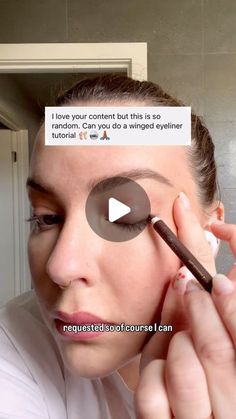 Nutritionist • Melanie Lionello on Instagram: "If I had a dollar for every time I’ve been asked this! Hope it’s helpful, and if you have any questions let me know! Do you love a winged eye like me? #wingedeyeliner #eyelinertutorial #makeuptutorial #eyelinerhacks #makeuphacks" Winged Eyeliner Tutorial, Winged Eye, Makeup Mistakes, Eye Liner Tricks, Eyeliner Tutorial, Make Mistakes, Winged Eyeliner, Perfect Makeup, Love A