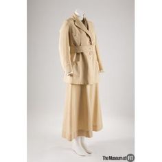 Suit, Linen wool blend  c.1916, USA  Object Number: P84.25.4The Museum at FIT Domestic Labor, Dull Colors, Downton Abbey, Historical Fashion, Suits For Women, Bridal Gowns, 20th Century, Wool Blend