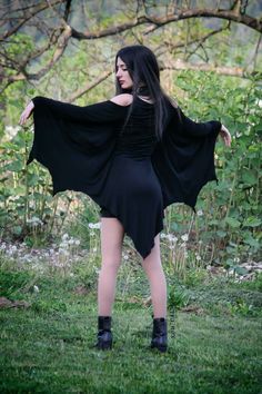 Electra Nox Bat Costume, Bat Halloween, Gothic Models, Gothic Beauty, Fashion Victim, Gothic Dress, Gothic Girls, Gothic Outfits, Goth Outfits