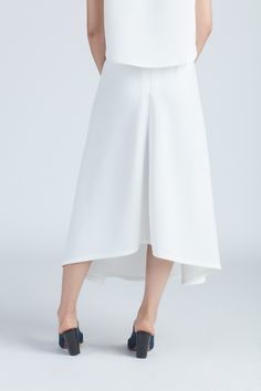 White Stream Deep Pleated Midi Skirt Midi Length Skirts, Pleated Midi Skirt, Hook And Eye, White Skirts, A Hook, Midi Length, Midi Skirt, Summer Fashion, Skirt