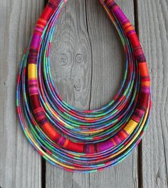 Hippie Summer, Summer Yarn, Textile Necklace, Felt Necklace, Diy Collier, Rope Jewelry, Cord Jewelry, Felt Jewelry, Fiber Jewelry