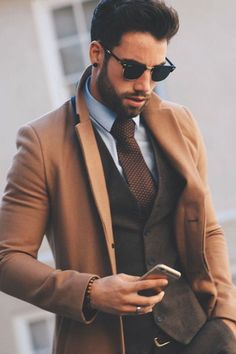 A Man In A Suit, Outfit Hombre, Man In A Suit, What To Wear Fall, Modern Men, Mens Fashion Rugged, Cocktail Attire, Mens Fashion Classy, Sharp Dressed Man