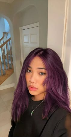 Tinted Purple Hair, Light Violet Hair Color, Purple Tint Hair, Dark And Light Purple Hair, Light Violet Hair, Aesthetic Purple Hair, Purple Hair Outfit, Short Hair Purple, Tan Skin Purple Hair