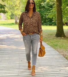 Tanja Jager (@jagta8) | Photos and Outfits on 21 Buttons Formal Winter Outfits, Hot Fall Outfits, Leopard Outfits, Stylish Work Outfits, Looks Chic, Grey Jeans, Fashion Over 40, Business Outfits, Print Shirt