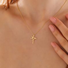 Dainty Heart Outline Necklace with Cross Charm Love and - Etsy Армения Gold Necklace With Cross, Cross Gold Necklace, Wedding Necklace Simple, Christian Jewelry For Women, Cross Pendant Necklace Woman, Chain With Cross, Classy Jewellery, Cross Necklace Simple, Happy Feast