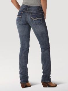 Women’s Jeans, Wrangler Jeans Women's, Everyday Jeans, Levi’s 501, Jeans For Short Women, Women Essentials, Wrangler Jeans, Jeans For Women, Fashion Winter