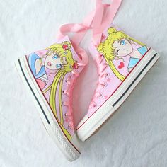 Sailor Moon Inspired, Kawaii Hoodies, Kawaii Wigs, Painted Canvas Shoes, Kawaii Shirts, Kawaii Shoes, Shoes Drawing, Hand Painted Shoes, Kawaii Accessories