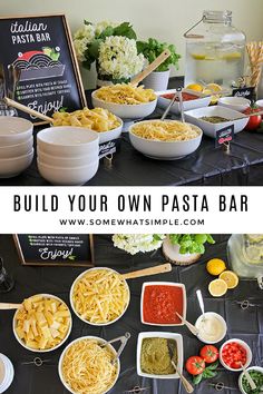 pasta bar set out on a table Build Your Own Pasta Bar, Dinner Party At Home, Easy Italian Pasta, Party Food Bars, Italian Dinner Party, Italian Party, Pasta Party, Pasta Bar, Party At Home