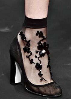 D&G s/15. Runway Shoes, Elegante Casual, Dolce E Gabbana, Spring Shoes, Beautiful Shoes