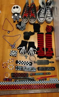 Emo Outfits Accessories, Goth Diy Clothes Accessories, Emo Christmas List, Alternative Accessories Diy, Diy Accessories Alt, Diy Alternative Accessories, Where To Buy Scene Clothes, Where To Get Scene Clothes