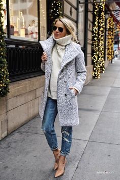 Chic Winter Coat, Mantel Outfit, Cute Winter Coats, Winter Jacket Outfits, Winter Coat Outfits, Garage Exterior, Fall Fashion Coats, Chic Winter Outfits, Burberry Coat