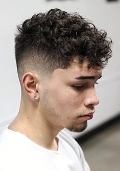 2023 Haircuts, Curly Taper Fade, Boys With Curly Hair, Men's Hairstyles