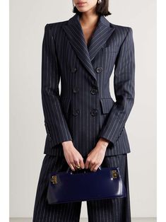 Estilo Kardashian, Diy Vetement, Corporate Outfits, Alex Perry, Woman Suit Fashion, Pinstripe Suit, Business Outfit, Suit Fashion