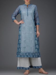 Indigo Block-Printed Mandarin Collar Chanderi Kurta wkurta designffith Cotton Slip (Set of 2) Kurti Neckline, Plazo Kurti, Kurti Blouse, Kurta Patterns, Designer Kurti Patterns, Simple Kurti Designs, Kurti Designs Latest