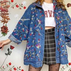 Embroidered Denim Jacket, Embroidered Denim, Wren, 90s Fashion, Jacket Outfits, Perfect Outfit