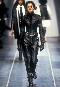 Look Gatsby, Yasmeen Ghauri, Leather Clothes, Vintage Runway, Christy Turlington