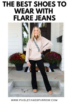 Wondering w hat shoes to wear with flare jeans? Here are 3 types of shoes you can wear with your flare jeans! Finish off your flare jeans outfit with the right type of shoes. What Shoes To Wear With Flare Jeans Style, What Shoes Go With Flare Jeans, Fall Shoes With Flare Jeans, Outfits Ideas With Flare Jeans, Cropped Flare Jeans Shoes, Dark Flair Jeans Outfit, Best Shoes For Flare Jeans, Petite Bootcut Jeans Outfit, Black Flair Jeans Outfits Winter