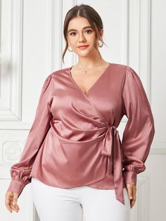 Fashion Tops Blouse Plus Size, Blouse Outfit Casual, Pluse Size, Pink Clothes, Blouse Casual Fashion, Dresses Casual Fall, Fall Dress Outfit, Satin Long Sleeve