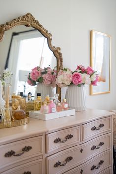 Feeling like your dresser top is a clutter magnet? My dresser decor for small spaces ideas can help you stay organized and stylish. Save this pin to tackle clutter with ease.