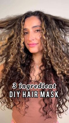 Easy Diy Hairstyles, Curls Long Hair, Milkshake Hair, Long Natural Curls, Milkshake Hair Products, Frizzy Hair Tips, Growing Long Hair Faster