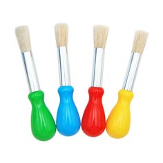 three different colored brushes are in the same holder