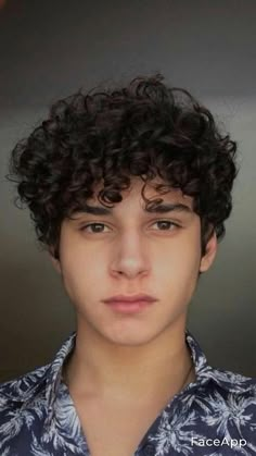 Curly Hair Male, 3b Curly Hair, 3a Hair, Trendy Mens Hairstyles, Male Haircuts Curly, Haircuts Curly, Hair Spring