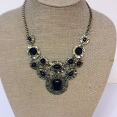 Black Stone Bib Necklace Gothic Jewelry Diy, Black Stone Necklace, Jewelry Ruby, Gothic Jewelry, Bib Necklace, Black Stone, Jewelry Diy, Stone Necklace, Womens Jewelry Necklace