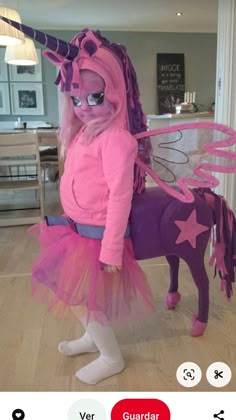 Pony Costume, My Little Pony Costume, Trio Halloween Costumes, Funny Pix, Crazy Funny Pictures, Goofy Pictures, Cute Halloween Costumes, Very Funny Pictures, Goofy Ahh