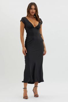 Shop the Lucinda V-Neck Twist Back Midi Dress Black | Selfie Leslie Black Dress Cocktail Lulus, Black Midi Wedding Guest Dress, Ruched V-neck Midi Dress For Dinner, Cap Sleeve Midi Dress For Summer Evening, Summer Evening Midi Dress With Cap Sleeves, V-neck Bias Cut Maxi Dress For Dinner, Flattering V-neck Evening Midi Dress, V-neck Maxi Dress With Ruched Back For Night Out, Evening Midi Dress With Ruched Back And V-neck