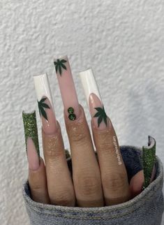 Springtime Nails, Red Acrylic Nails, Edgy Nails, Grunge Nails, French Tip Acrylic Nails, Classy Acrylic Nails, Long Acrylic Nails Coffin, Acrylic Nails Coffin Pink, Makijaż Smokey Eye