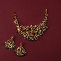 Discover Divya Nakshi Antique Silver Necklace Set | Paksha Antique Necklace Gold, Temple Necklace, Bridal Diamond Necklace, Temple Jewelry Necklace, Indian Wedding Jewelry Sets, Antique Silver Necklace, Bridal Necklace Designs, Gold Jewels Design, Neck Pieces Jewelry