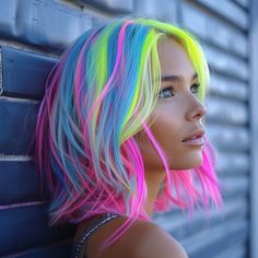 Pink Blue Green Hair, Multi Tone Hair, Multi Tone Hair Color, Two Tone Hair Color Ideas, Two Tone Hair Color, Jellyfish Haircut, Exotic Hair Color, Two Tone Hair, Rave Hair