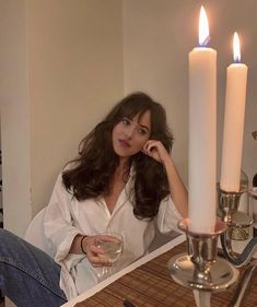 Dakota Johnson Style, American Beauty, Dakota Johnson, Aesthetic Hair, Wavy Hair, Hair Looks