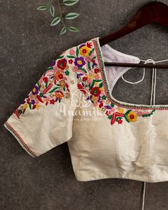 White Moti Work Blouse Designs, Moti Work Blouse, Navratri Blouse, White Blouse Designs, Moti Work, Boat Neck Blouse Design, New Saree Blouse Designs, Latest Model Blouse Designs