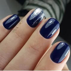 Navy And Silver Nails, Blue And Silver Nails, Silver Nail Designs, Blue Gel Nails, Hello Nails, Cute Gel Nails, Short Acrylic Nails Designs, Dipped Nails, Silver Nails