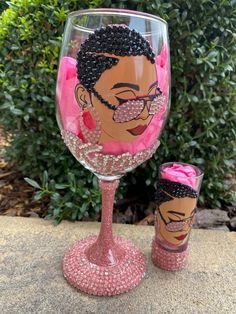 Wine glasses make a great gift idea for any occasion.  Give her an extra special gift with this Rose Gold 2 piece wine glass.  Set includes a 20 oz wine glass with a matching 3 ounce shot glass.  Wine glass comes with bling added to girls hair, shades and earring. Stem and base of glass are fully glittered then sealed with epoxy.  Glass can be personalized with a name.  Please put any personalization in the comments and message shop with any changes to color of glass. Decorating Wine Glasses, Wine Glass Decorating Ideas, Glitter Wine Glasses Diy, Bedazzled Liquor Bottles, Diy Rhinestone Crafts, Diy Mug Designs, Birthday Wine Glasses, Bling Bottles, Diy Gifts To Sell