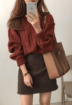 Retro Fall Fashion, Gryfinndor Outfit, Mode Ulzzang, Korean Fashion Trends, Outfit Trends, Autumn Street Style, Inspired Outfits, Autumn Outfit