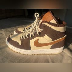 Used Once Very Nice And Great Quality Shoe. Wmns Air Jordan 1, Air Jordan 1 Mid Se, Womens Jordans, Air Jordan 1 Mid, Jordan 1 Mid, Air Jordan 1, Jordan Shoes, Jordan 1, Dark Chocolate