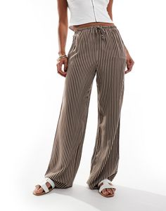 Pants by Bershka For days when denim won't do Stripe design Regular rise Drawstring waistband Side pockets Wide leg Low Waisted Striped Pants, Striped Trousers Outfit, Brown Pinstripe, Winter Party Dress, Pantalon Large, Sweaters And Leggings, Satin Slip Dress, Striped Pants, Chuck Taylor