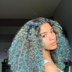 Blue Hair Ombre, Curly Hair Coloring, Curly Hair Color Ideas, Curly Hair Color, Long Natural Curly Hair, Everyday Curls, Wavy Hair Overnight