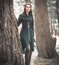 Lisa ✨ on Instagram: “Still one of my favourite photoshoots ever 😍😍 . 📸 by my gorgeous best friend @_wayward.dreamer_ 🥰 . #elf #elfcosplay #tolkien #lothlorien…” Lothlorien Leaf, Elf Cosplay, Forest Elf, Fantasy Portraits, Fantasy Costumes, Fantasy Inspiration, Tolkien, My Favourite, Best Friend